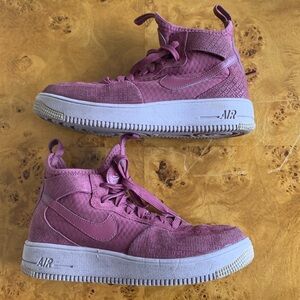 Nike Air Force 1 Women’s The force is Female Purple Suede Size 8